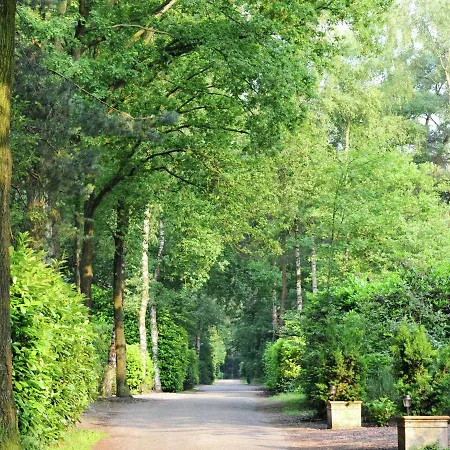 Spacious With A Fireplace At 3 Km From *